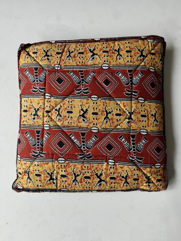 Round African Tablecloth Set - Image 4